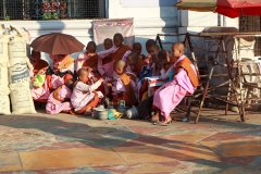 31-Young monks around the Sula Pagoda